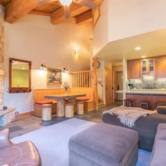 Ski-in/Ski-out Northstar Condo
