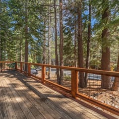 Rustic Family Cabin w Tahoe Donner HOA Amenities