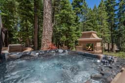 Central family cabin private hot-tub & fire-pit - Image 3