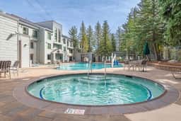 Palisades Tahoe | Steps to Ski Lifts, Hot Tubs & Tram Views - Image 3