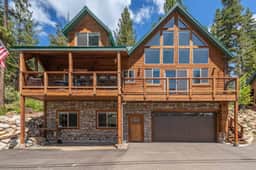 A Spacious Donner Lake Retreat Made for Time Together - Image 2