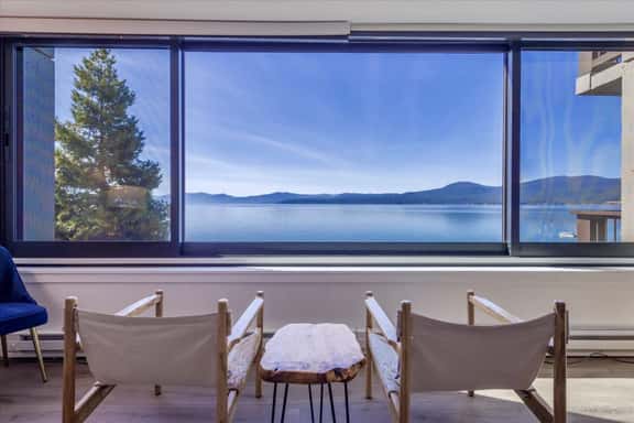 VIP lakefront condo in Brockway Springs Resort - Image 1
