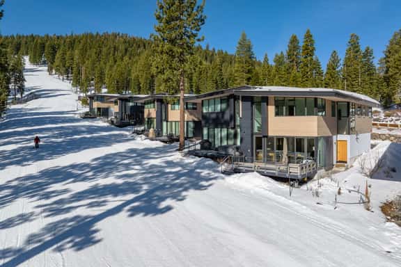 Northstar Slopeside Retreat | Ski-In/Ski-Out + Private Hot Tub - Image 1