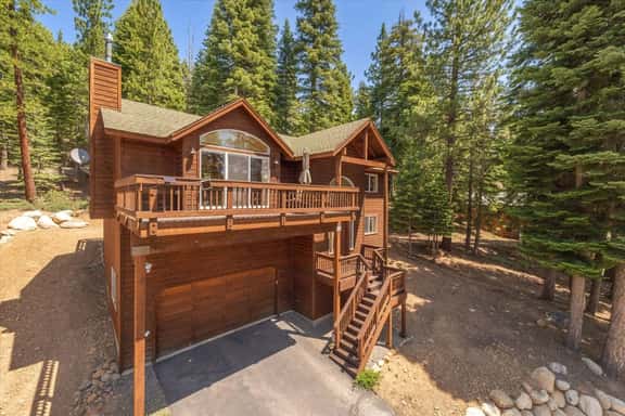 Tahoe Vista Retreat Near Kings Beach with Hot Tub & Trails - Image 1