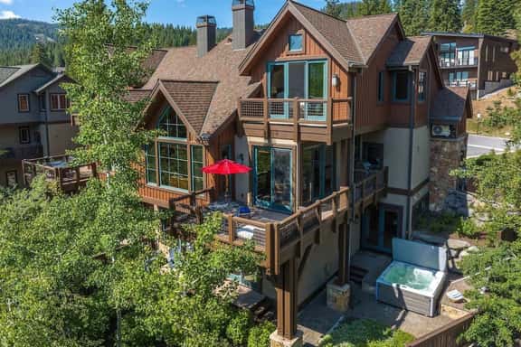 Luxury Northstar Retreat | Walk to Village & Lifts - Image 1