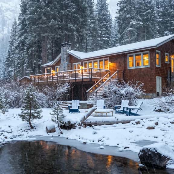 Truckee River House | Sleeps 10+ | Minutes to Palisades Tahoe - Image 1