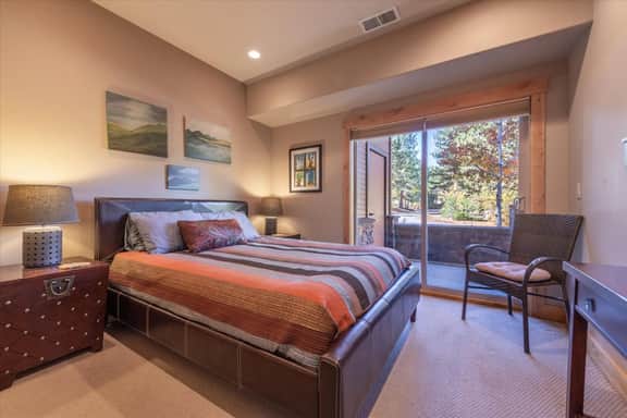 Deluxe Truckee townhome 3BDR/2.5BA Dog Friendly - Image 5