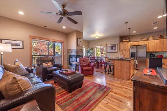 Deluxe Truckee townhome 3BDR/2.5BA Dog Friendly - Image 3