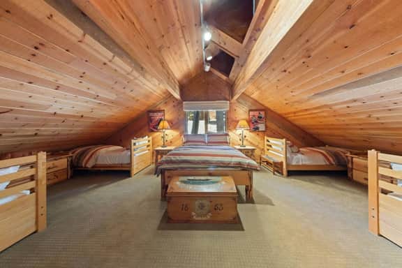 Trailside Tahoe Cabin Near Kings Beach | Sleeps 10 | 2 Cal King Bedrooms - Image 4