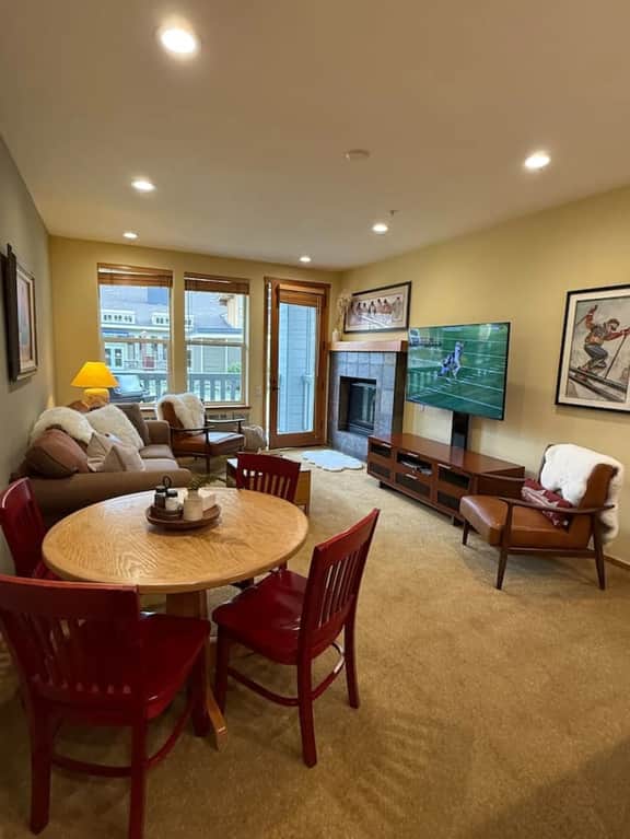Palisades Condo - Steps to The Chammy - Image 2