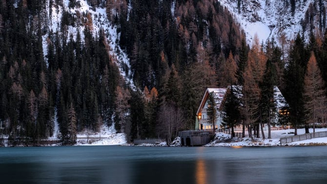 Blog - Hanukkah in Lake Tahoe 2026: Cozy Cabin Celebrations with Full Kitchens