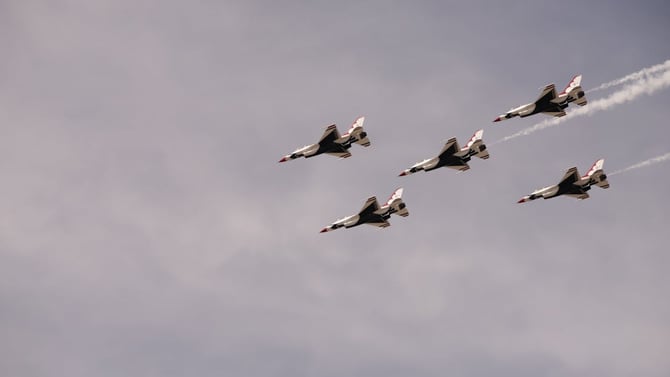 Blog - Truckee Tahoe Airshow 2026: Where to Stay and What to See